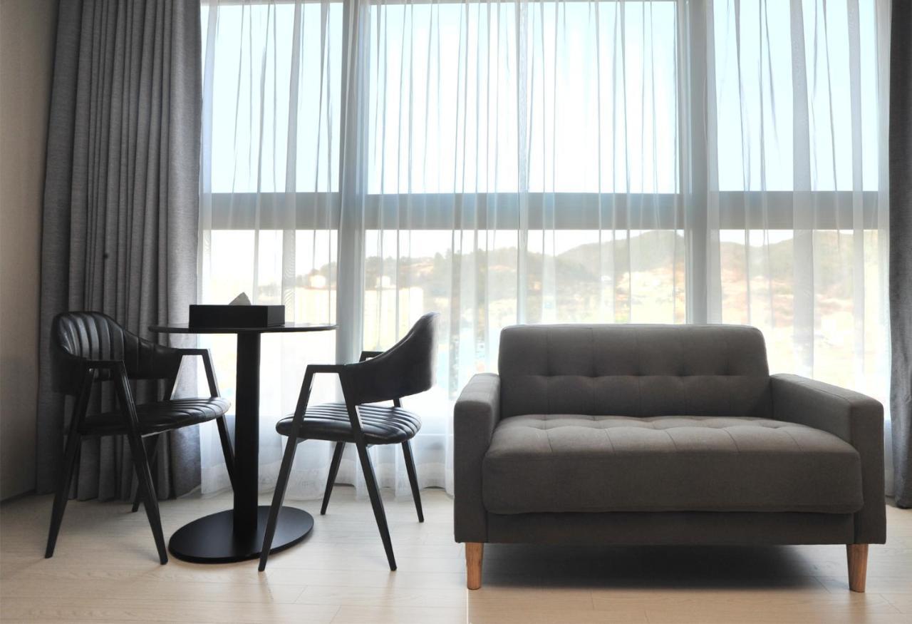 Coopstay Yeosu Hotel Exterior foto